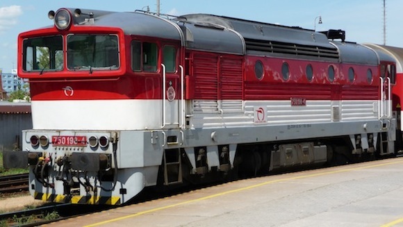 753/754/750 (ex T478.3/T478.4/-) Okuliarnik 753/754/750 (ex T478.3/T478.4/-) Okuliarnik
